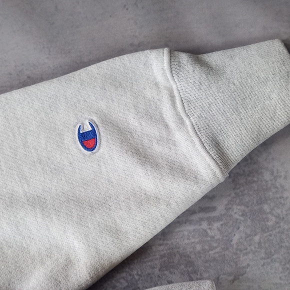 Vintage AVALON Champion Reverse Weave Crewneck Sweater - Picture 4 of 7